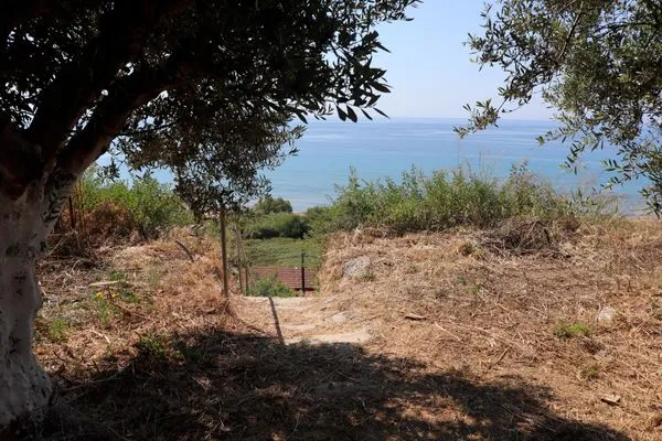 Way to the beach  Sofia-Maria