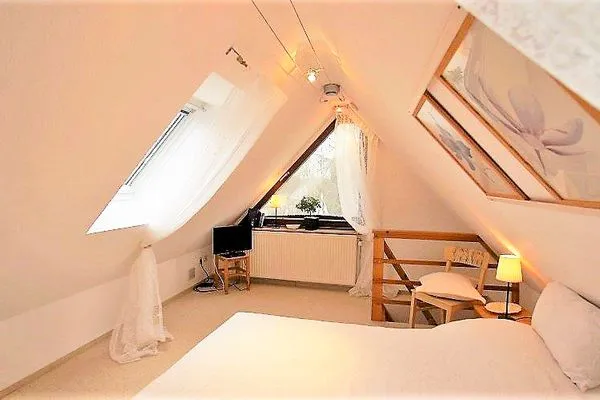 Haus Wexler FeWo 26a-3 OG Sahlenburg - Schlafzimmer