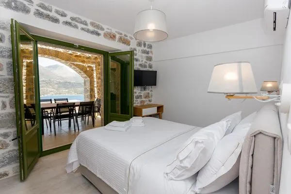 Schlafzimmer  Ermis-Apea Villas