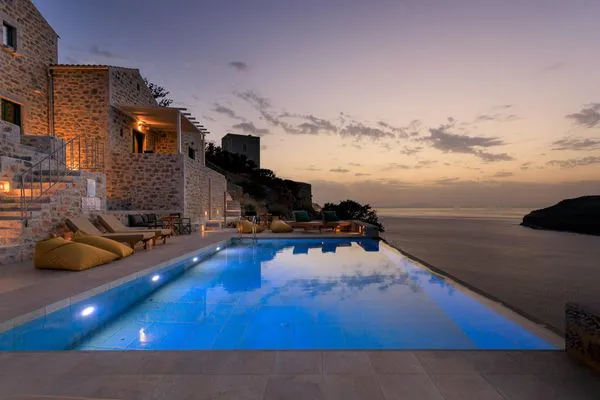 Pool  Ermis-Apea Villas