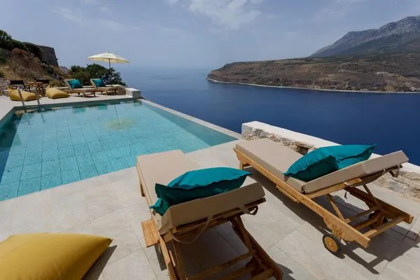 Pool  Ermis-Apea Villas