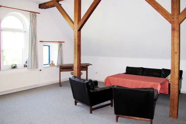  Ferienhaus " Alte Grundschule Berdum" Berdum - Schlafzimmer