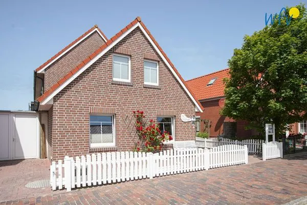 Hauptansicht Hus Strandloperke Ferienwohnung Seesternchen