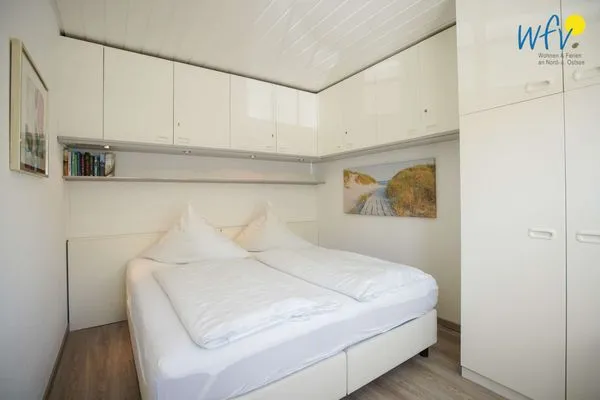 Schlafzimmer Ferienhaus Greune-Stee Ferienwohnung Kreutzer