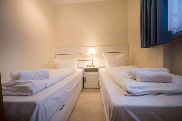 Haus am Sahlenburger Strand FeWo 15 Sahlenburg - Bett