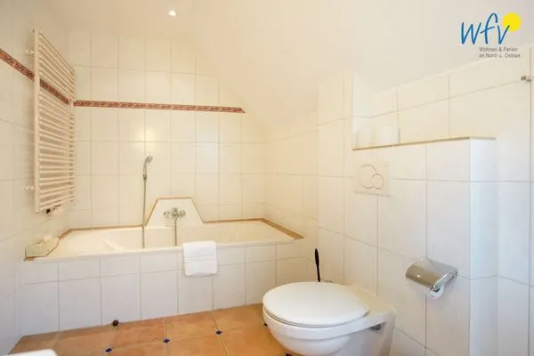 Badezimmer Traumschiff Borkum Ferienwohnung 3