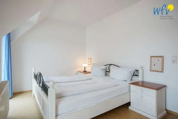 Schlafzimmer Traumschiff Borkum Ferienwohnung 3