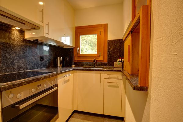 Chesa Munteratsch 2-Zimmerwohnung 301 Typ E Silvaplana - -img.tag.kitchen-