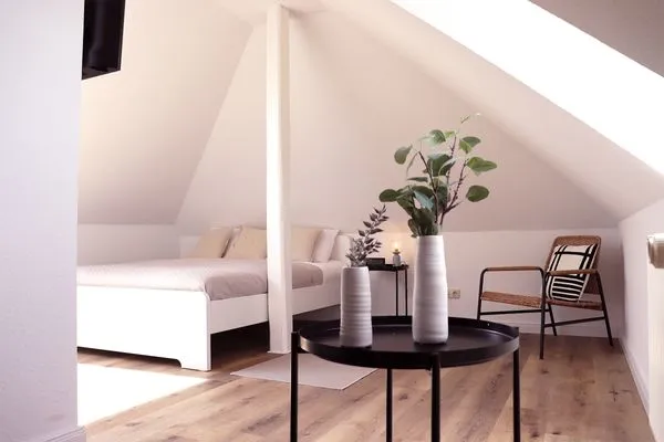 Ansicht Appartement  Dachgeschoss Ferienunterkunft ohne Küche in Strandnähe - Ideal für Kurztrips