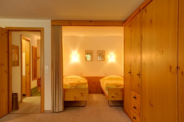 Chesa Munteratsch 1 1/2-Zimmerwohnung 204 Typ D Silvaplana - Living room