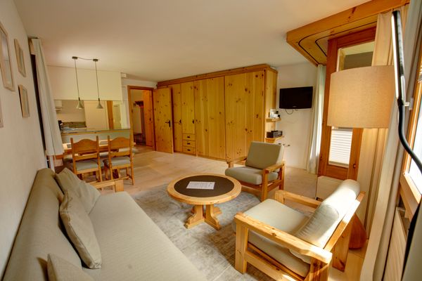 Chesa Munteratsch 2-Zimmerwohnung 410 Typ E Silvaplana - -img.tag.livingroom-