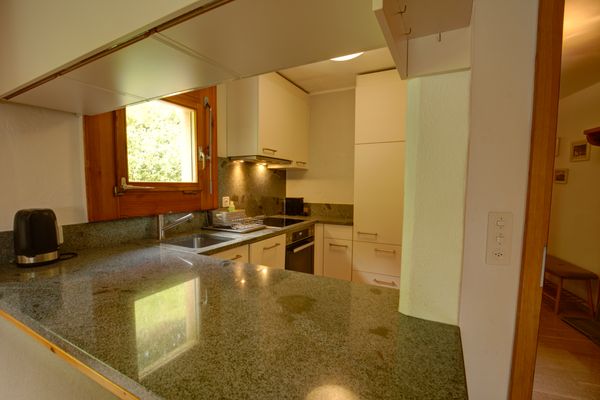 Chesa Munteratsch 2-Zimmerwohnung 410 Typ E Silvaplana - -img.tag.kitchen-