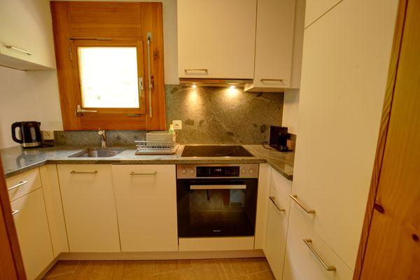Chesa Munteratsch 2-Zimmerwohnung 410 Typ E Silvaplana - -img.tag.kitchen-