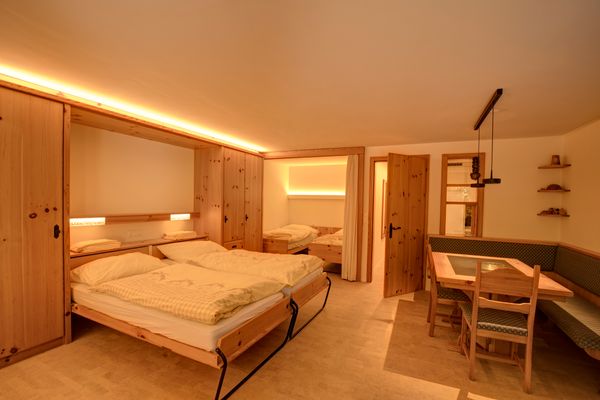 Chesa Munteratsch 1 1/2-Zimmerwohnung 209 Typ D Silvaplana - -img.tag.livingroom-