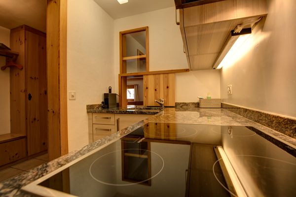 Chesa Munteratsch 1-Zimmerwohnung 206 Typ B Silvaplana - Kitchen