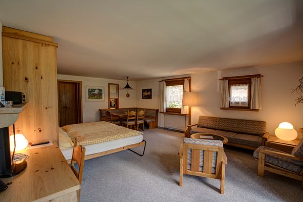 Chesa Munteratsch 2-Zimmerwohnung 201 Typ E Silvaplana - -img.tag.livingroom-