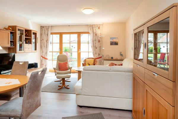 Ferienpark Freesenbruch Wohnung 4.1 - Boddenkiker Ostseeheilbad Zingst - Wohnbereich