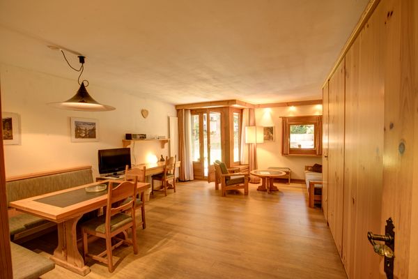 Chesa Munteratsch 1-Zimmerwohnung 107 Typ B Silvaplana - -img.tag.livingroom-