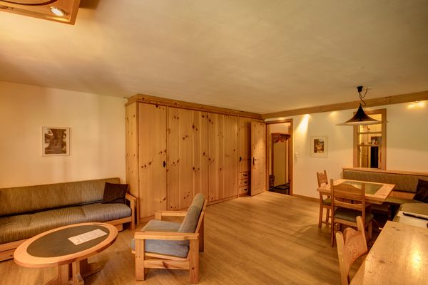 Chesa Munteratsch 1-Zimmerwohnung 107 Typ B Silvaplana - -img.tag.livingroom-