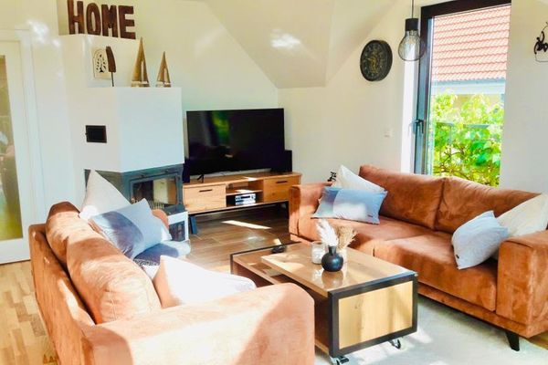 Dünenhaus Ferienwohnung - De Düün Sess Wangerooge - Mit den Kindern vorm prasselnden Kamin. Herrlich.