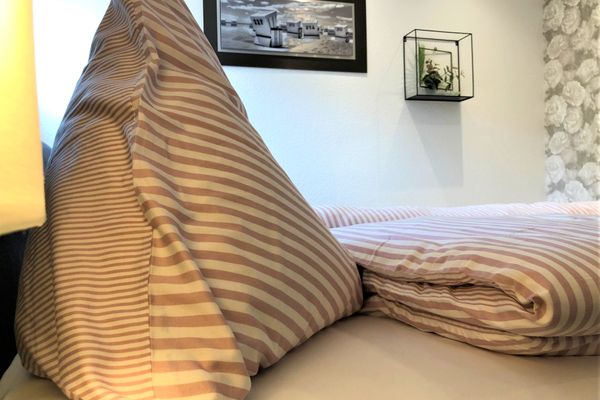 Dünenhaus Ferienwohnung - De Düün Sess Wangerooge - Kuscheln bis der Arzt kommt.