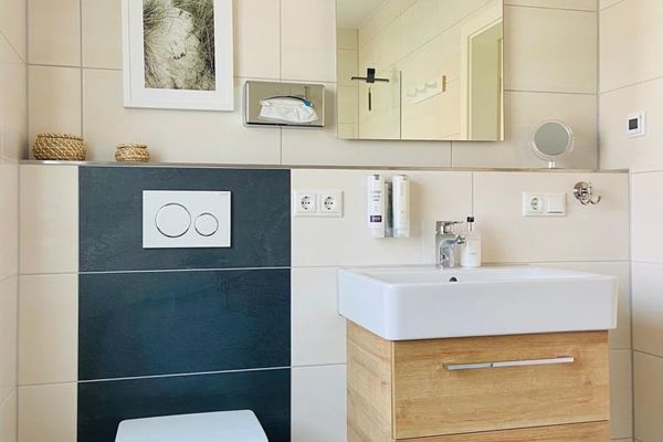 Dünenhaus Ferienwohnung - De Düün Een Wangerooge - Waschen, legen, föhnen? Geht hier Alles.