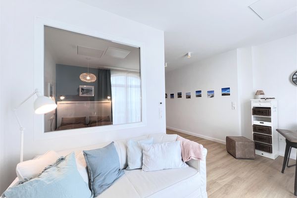 Haus Alexandra Ferienwohnung 8 Dat Büdche Wangerooge - Ein schönes Detail der Wohnung. Das Fenster zum Schlafzimmer.