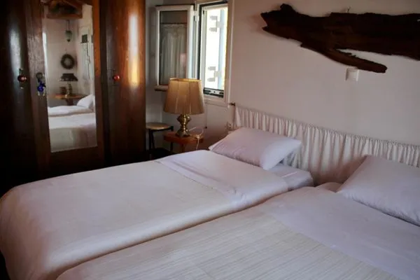 sleeping area on the galey  Alexia