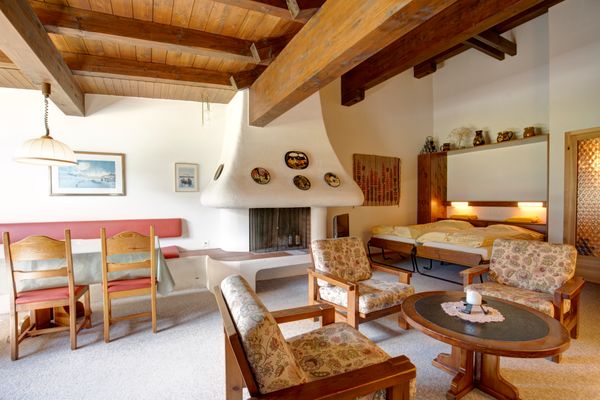 Chesa Munteratsch 2-Zimmerwohnung 302 Typ E Silvaplana - -img.tag.livingroom-