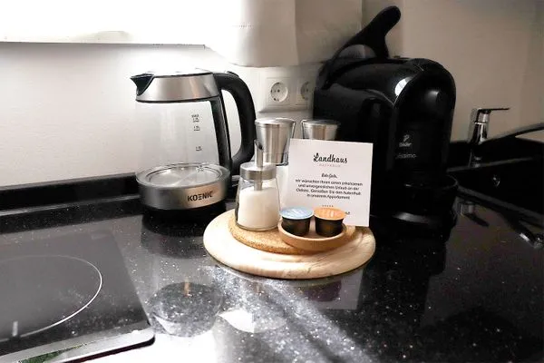 Küchenausstattung  Strandnahe Souterrain-Ferienunterkunft - Mit gratis Bettwäsche-Paket