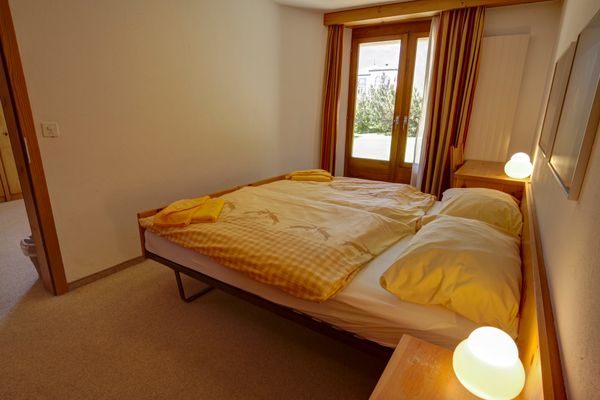 Chesa Munteratsch 2-Zimmerwohnung 105 Typ E Silvaplana - -img.tag.bedroom-
