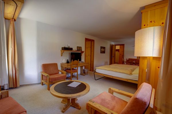 Chesa Munteratsch 2-Zimmerwohnung 105 Typ E Silvaplana - -img.tag.livingroom-