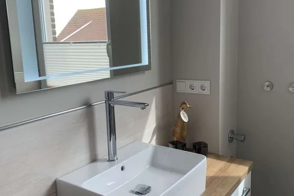 Badezimmer Haus Carl Stegmann Ferienwohnung "Lüttje Loft"