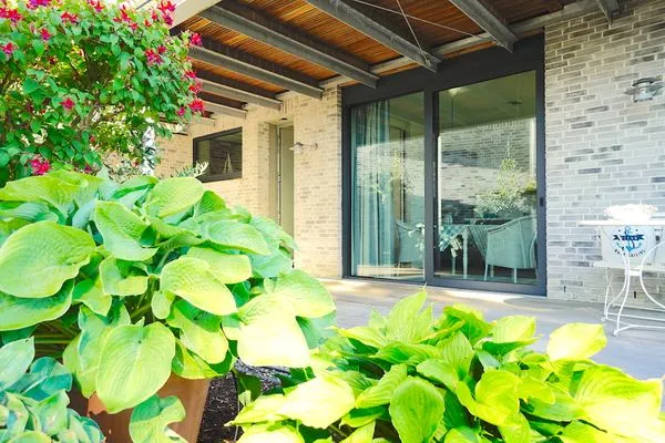 Terrasse  Helle Ferienwohnung 'Eichkamp' für zwei Personen in ruhiger Wohnlage in Eckernförde