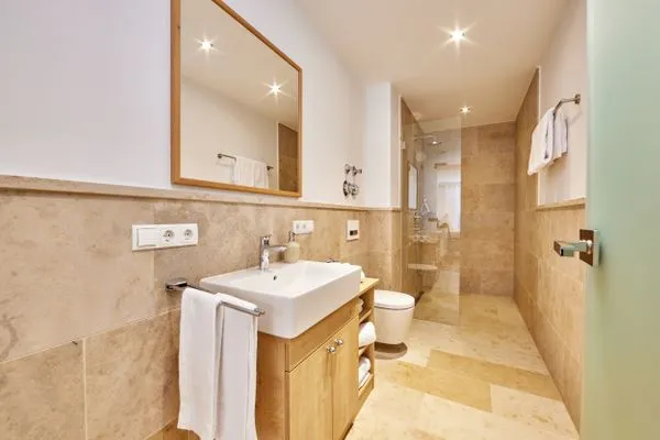 Bathroom  AlpenAmbiente