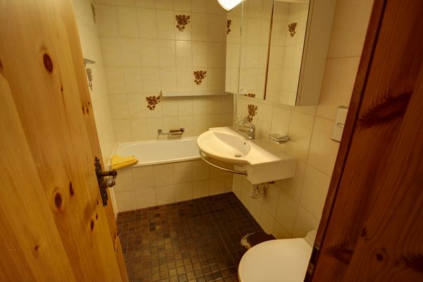Chesa Munteratsch 1 1/2-Zimmerwohnung 409 Typ C Silvaplana - Bathroom