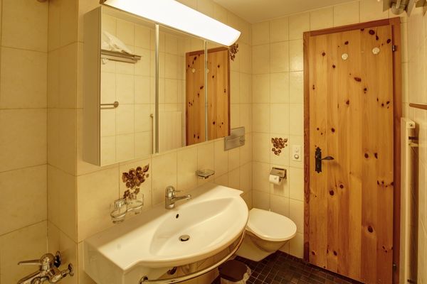 Chesa Munteratsch 1 1/2-Zimmerwohnung 409 Typ C Silvaplana - Bathroom