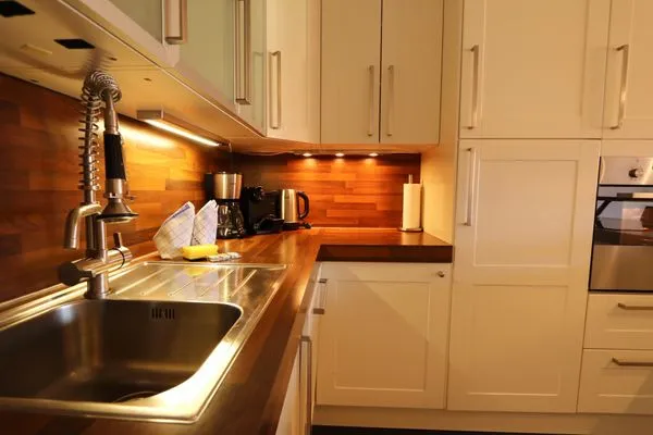 Kitchen  Central Pearl