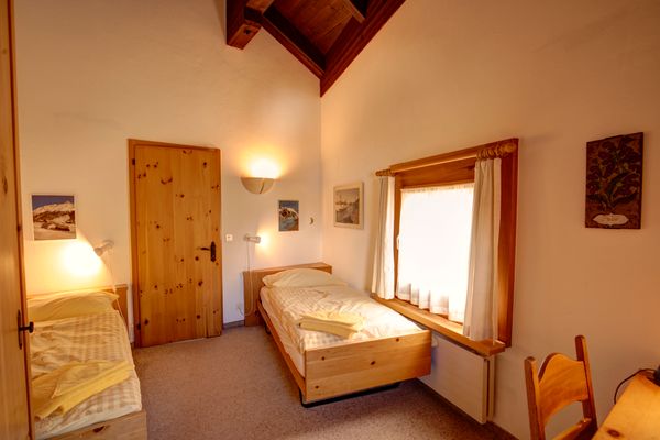 Chesa Munteratsch 2-Zimmerwohnung 610 Typ E Silvaplana - -img.tag.bedroom-