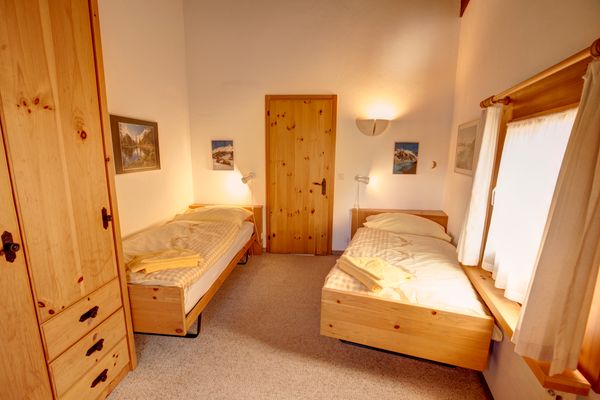 Chesa Munteratsch 2-Zimmerwohnung 610 Typ E Silvaplana - -img.tag.bedroom-