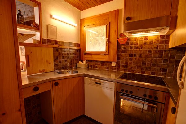 Chesa Munteratsch 2-Zimmerwohnung 610 Typ E Silvaplana - -img.tag.kitchen-