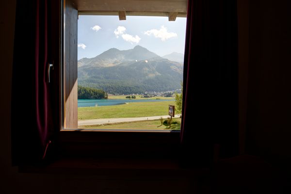 Chesa Munteratsch 2 1/2-Zimmerwohnung 202 Typ G Silvaplana - Schlafzimmer