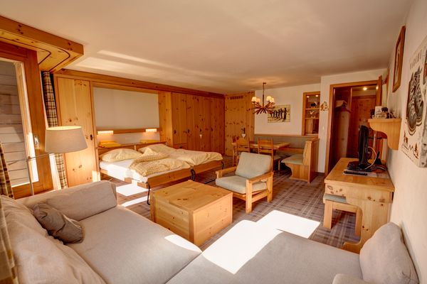 Chesa Munteratsch 2-Zimmerwohnung 102 Typ E Silvaplana - -img.tag.livingroom-