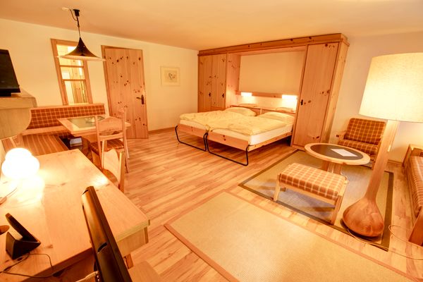 Chesa Munteratsch 1-Zimmerwohnung 106 Typ B Silvaplana - -img.tag.livingroom-