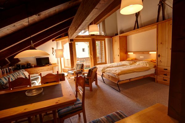 Chesa Munteratsch 3 1/2-Zimmerwohnung 508 Typ H Silvaplana - -img.tag.livingroom-