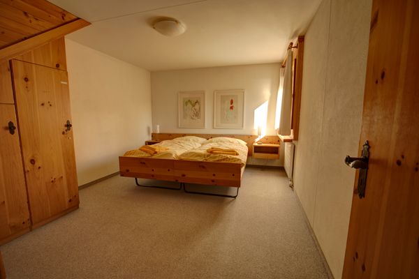 Chesa Munteratsch 3 1/2-Zimmerwohnung 508 Typ H Silvaplana - -img.tag.bedroom-