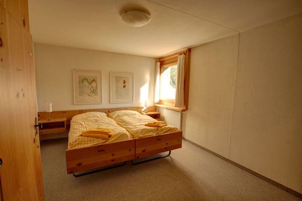 Chesa Munteratsch 3 1/2-Zimmerwohnung 508 Typ H Silvaplana - -img.tag.bedroom-