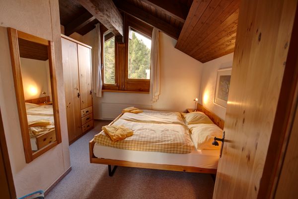 Chesa Munteratsch 3 1/2-Zimmerwohnung 508 Typ H Silvaplana - -img.tag.bedroom-