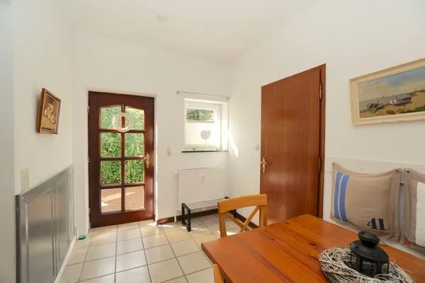 Fassade / Eingang  Ferienwohnung für 4 Personen am Borbyer Ufer mit zwei Sonnenterrassen