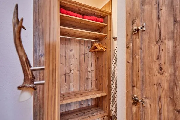 Decorative detail  Felsenfest